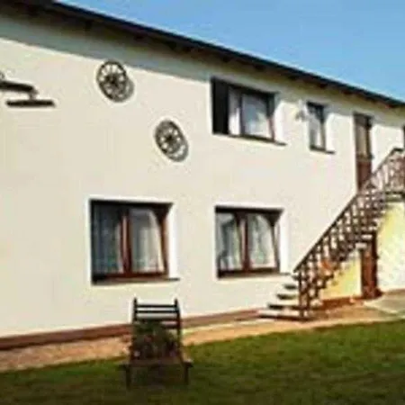Homestay Haus Dornroeschen Koserow